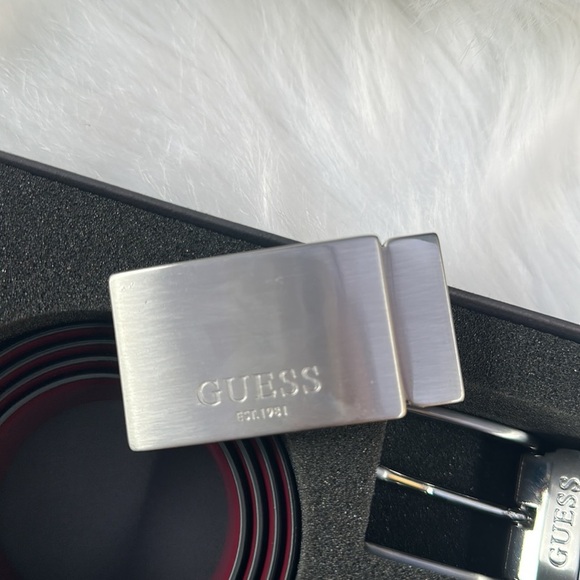 New GUESS Men's Adjustable/Reversible Belt SZ M - Picture 3 of 8